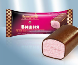 Sladký tvaroh v čokoládě s višni Lackmann 38g