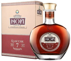 Brandy Classic 7 let 0,5L 40% NOY