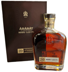 Brandy NAIRI 20 let 0,7L 40% ARARAT