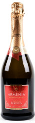 Šumivé polosladké bílé víno 0,75L Armenia