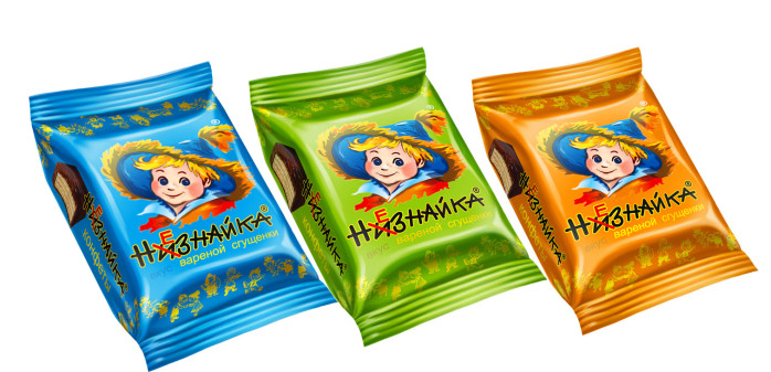 detail NEZNAJKA oplatka s vařeným slazeným kondenzovaným mlékem