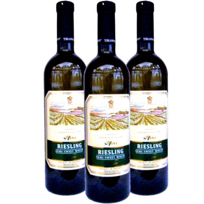 Bílé polosladké víno Riesling 0,75L
