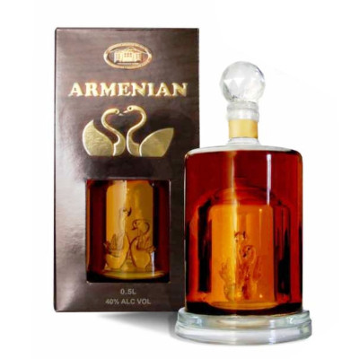 Brandy Swan decanter 10 y.o. 0,5L 40%
