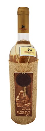 detail Víno bílé polosládké Duša Monacha 0,75L