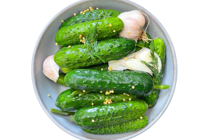 detail Lehce solená okurka Limbo Food