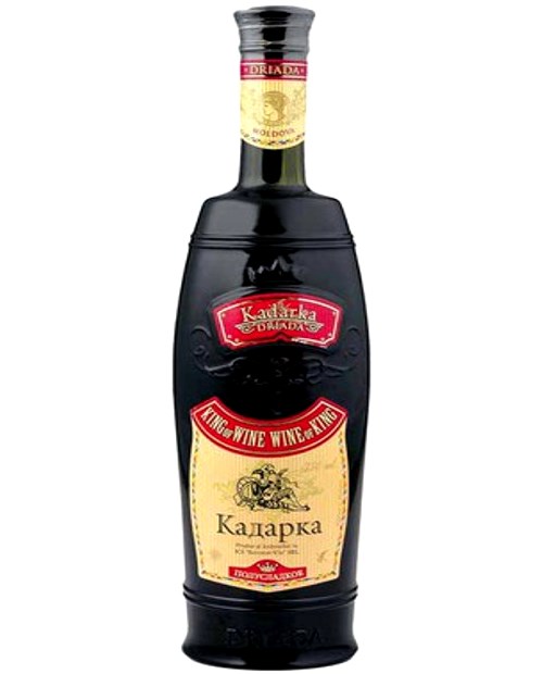 detail Červené polosladké víno Kadarka 0,75L Driada