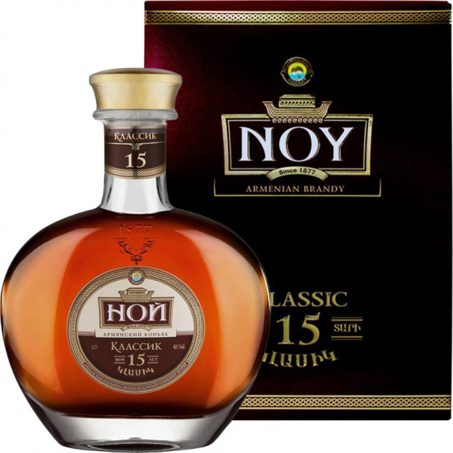 detail Brandy Classic 15 let 0,5L 40% NOY