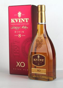 Brandy Kvint Divin 8Y 0,5L