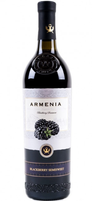 detail Červený ovocný vinný nápoj ostružina 0,75L Armenia
