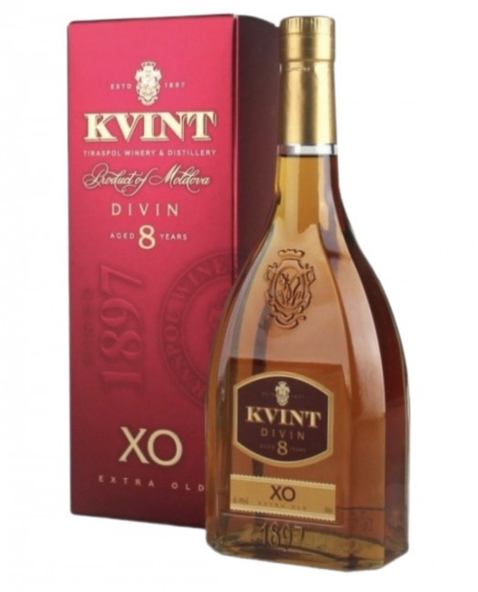 detail Brandy Divin 8 rokov 0,5L 40%  KVINT