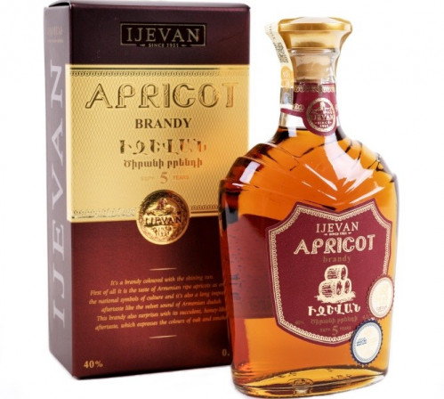 Brandy Apricot 5 rokov 0,5L 40% IJEVAN 